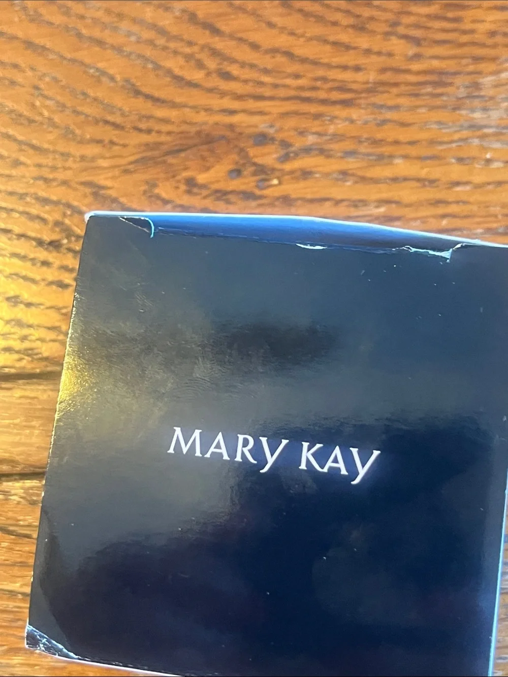 Mary Kay Light-Medium Powder